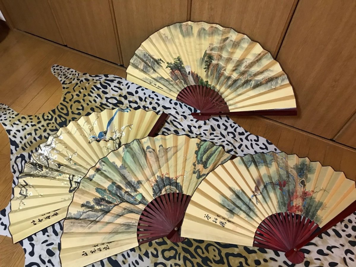 Веер на стену