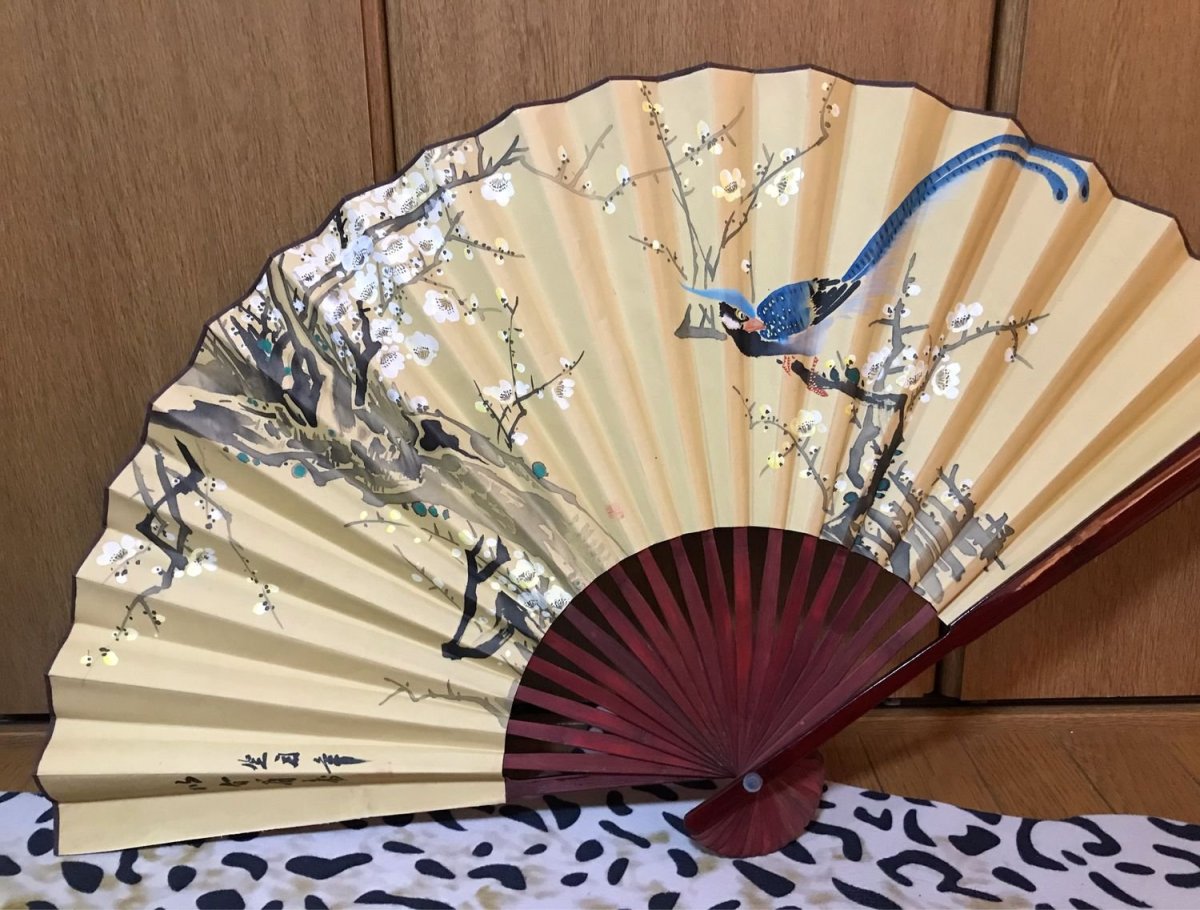 Японский веер на стену