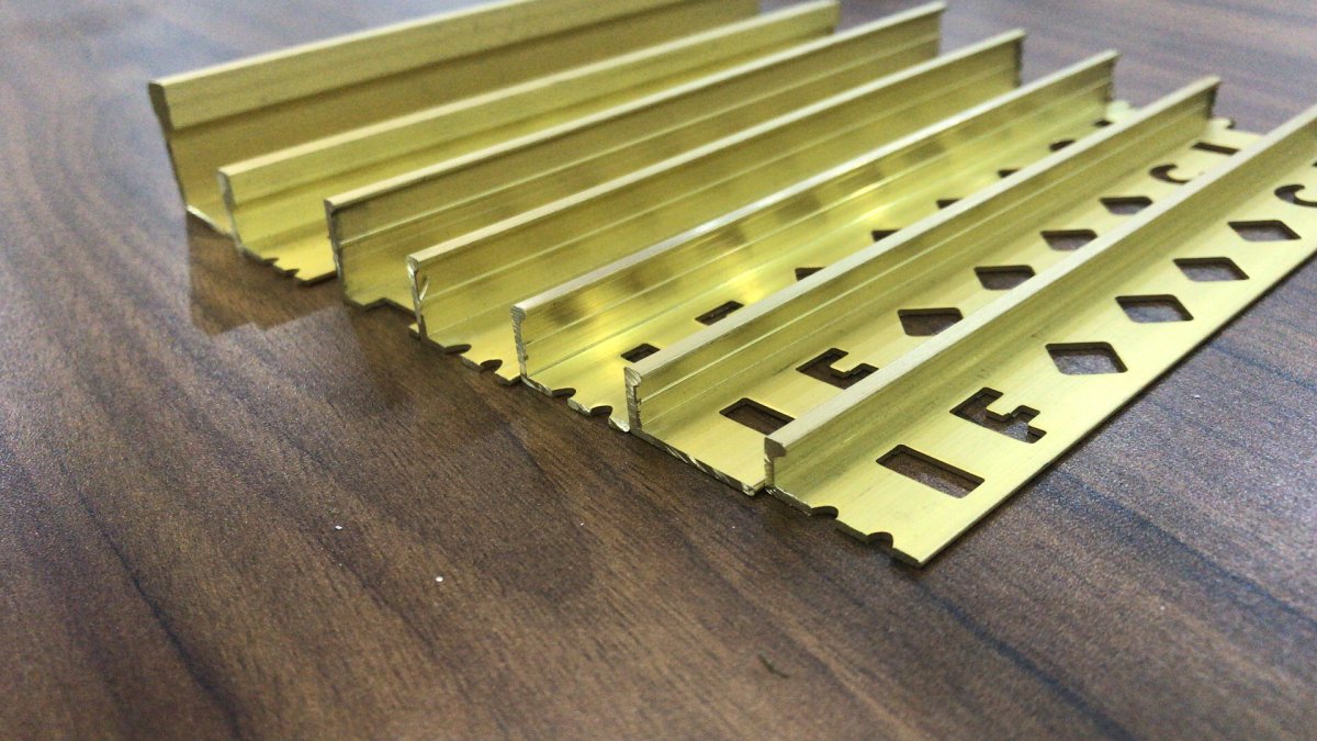 Декоративная полоса