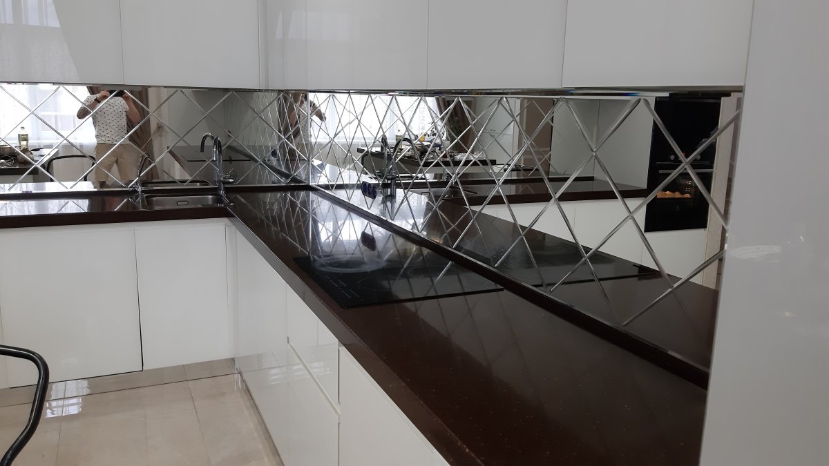 ДСТ зеркальная плитка