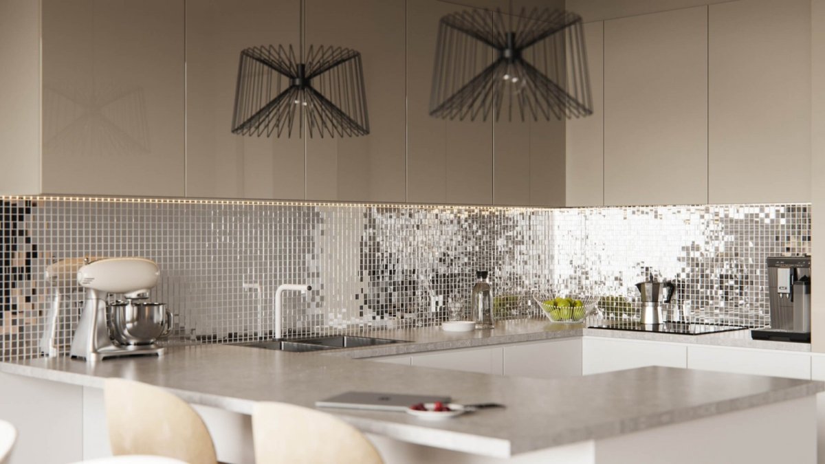 Зеркальная мозаика на кухне фартук