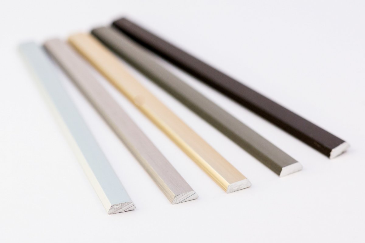 Омега-пи профиль 10мм