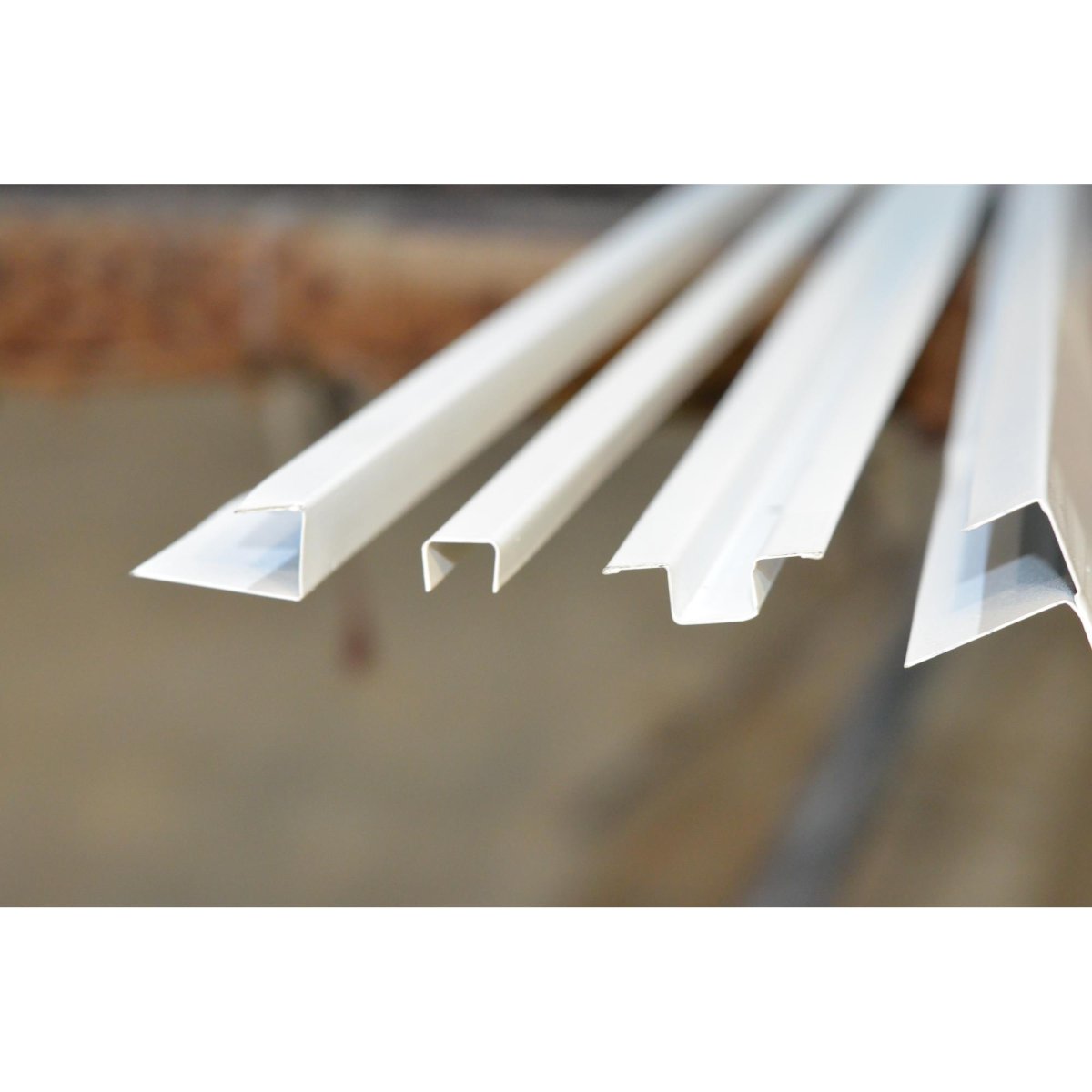 Декоративный профиль для стеновых панелей