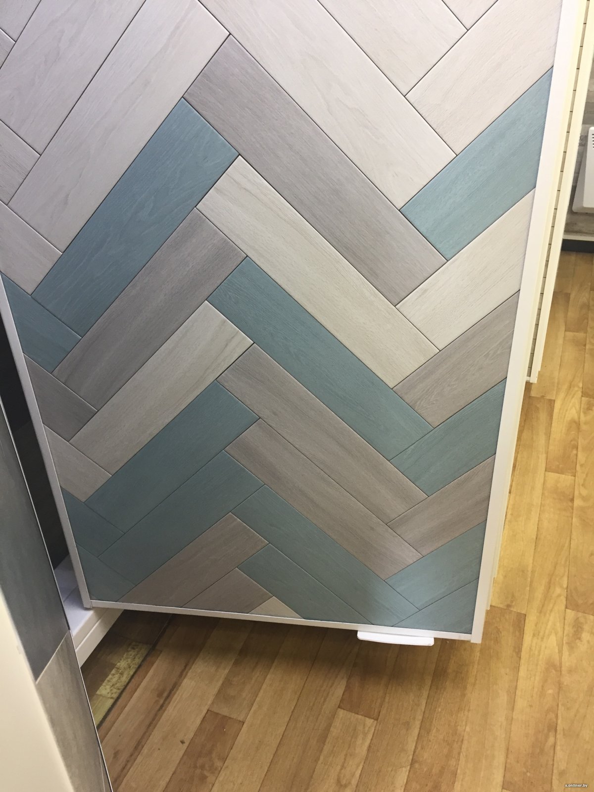 Плитка колор Вуд в интерьере ванной