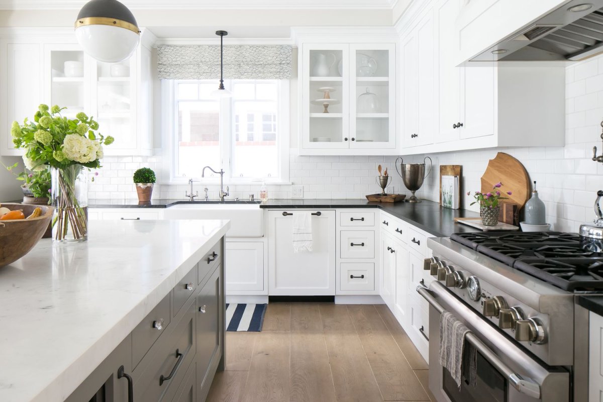 Кухонная столешница серая