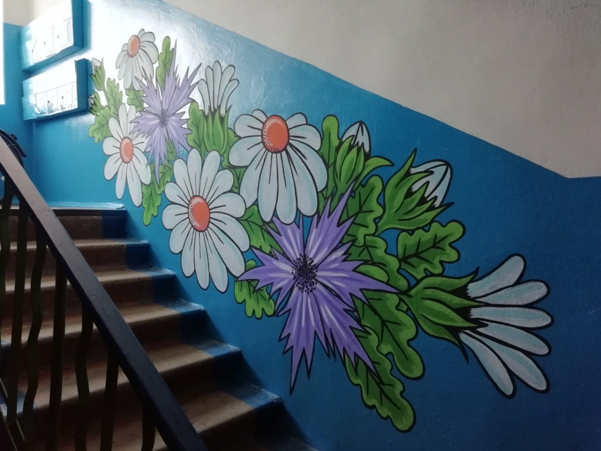 Украшение подъезда