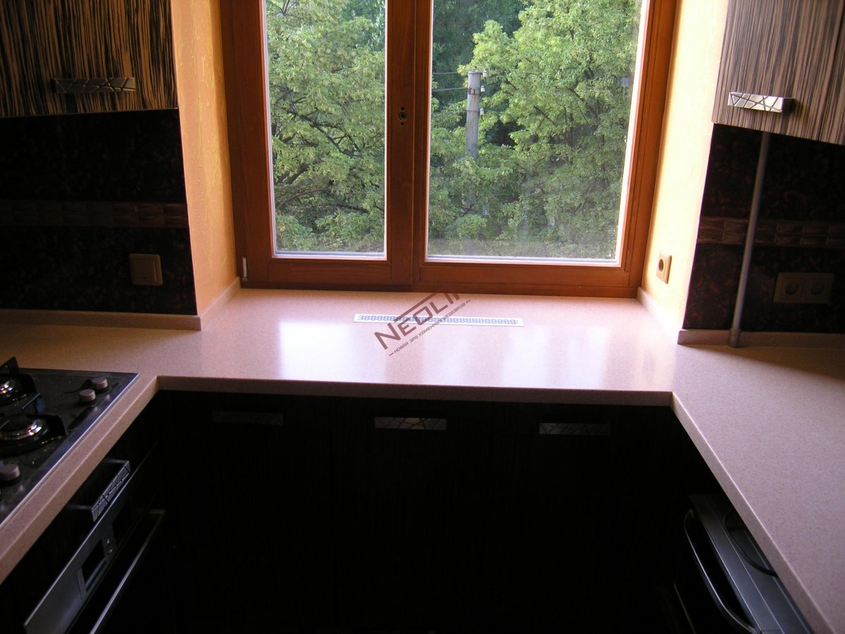 Подоконник-столешница на кухне