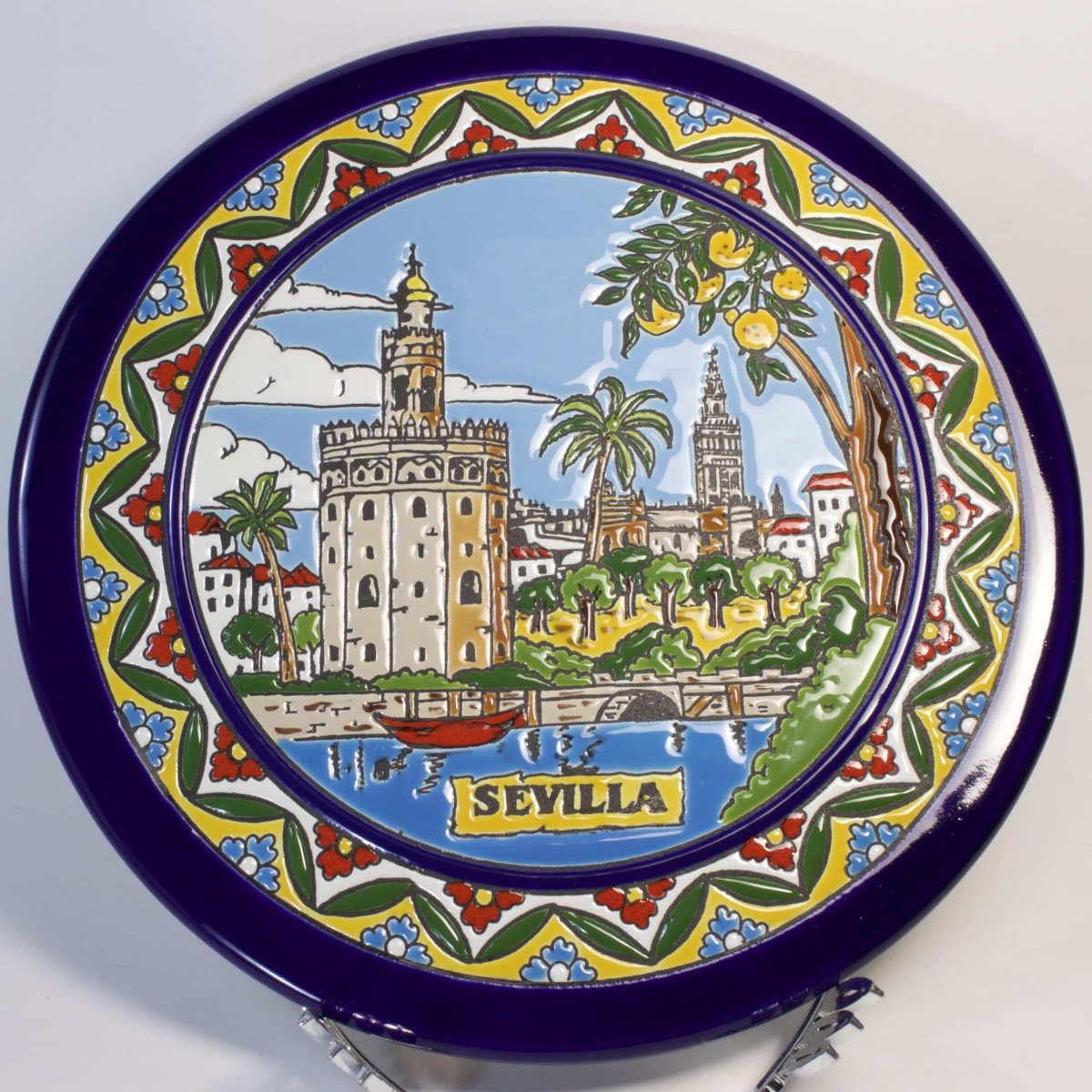 Повесить тарелки на стену красиво