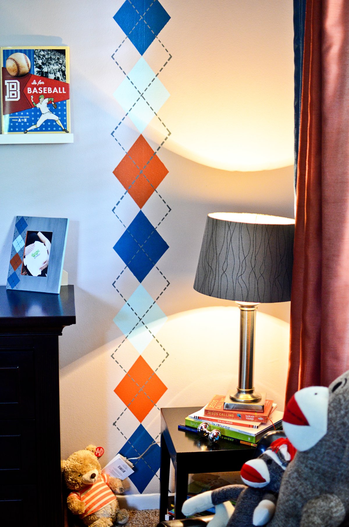 Ромбы в интерьере детской