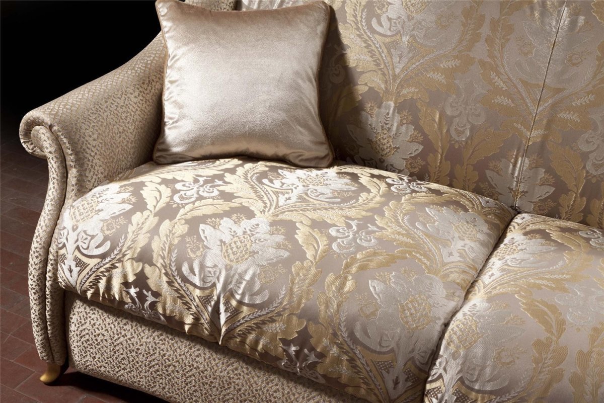 Жаккардовые накидки на диван