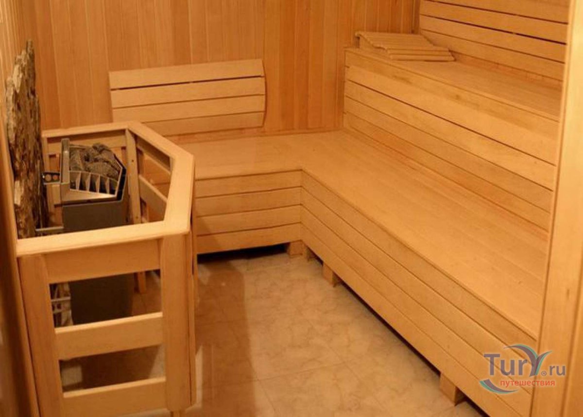 Г образный полог в бане