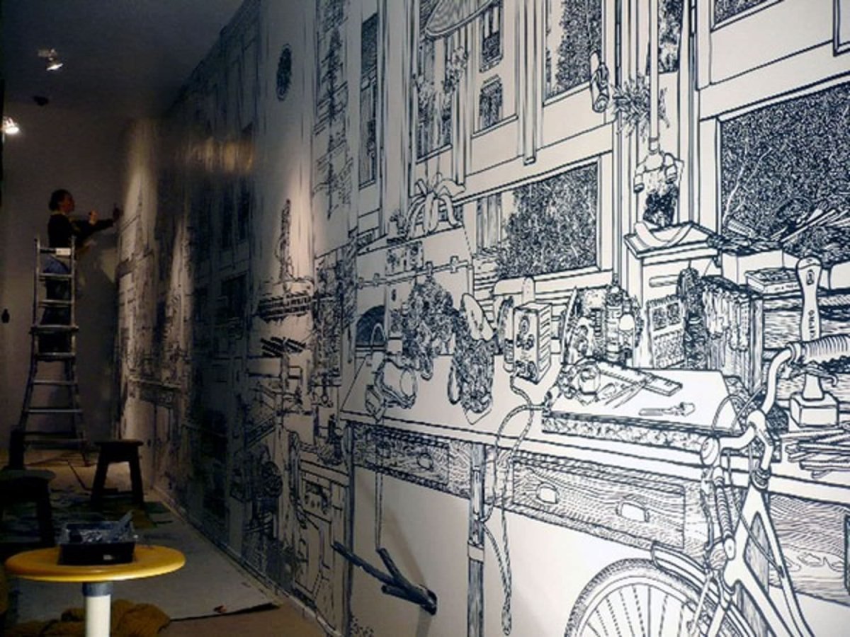 Рисунки маркером на стене не связанные