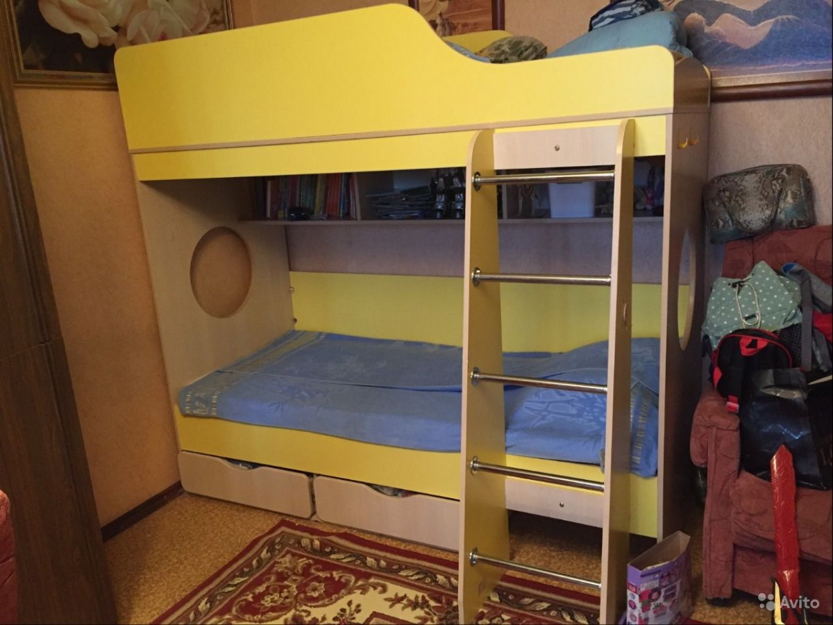 Двухъярусная кровать для общежитий