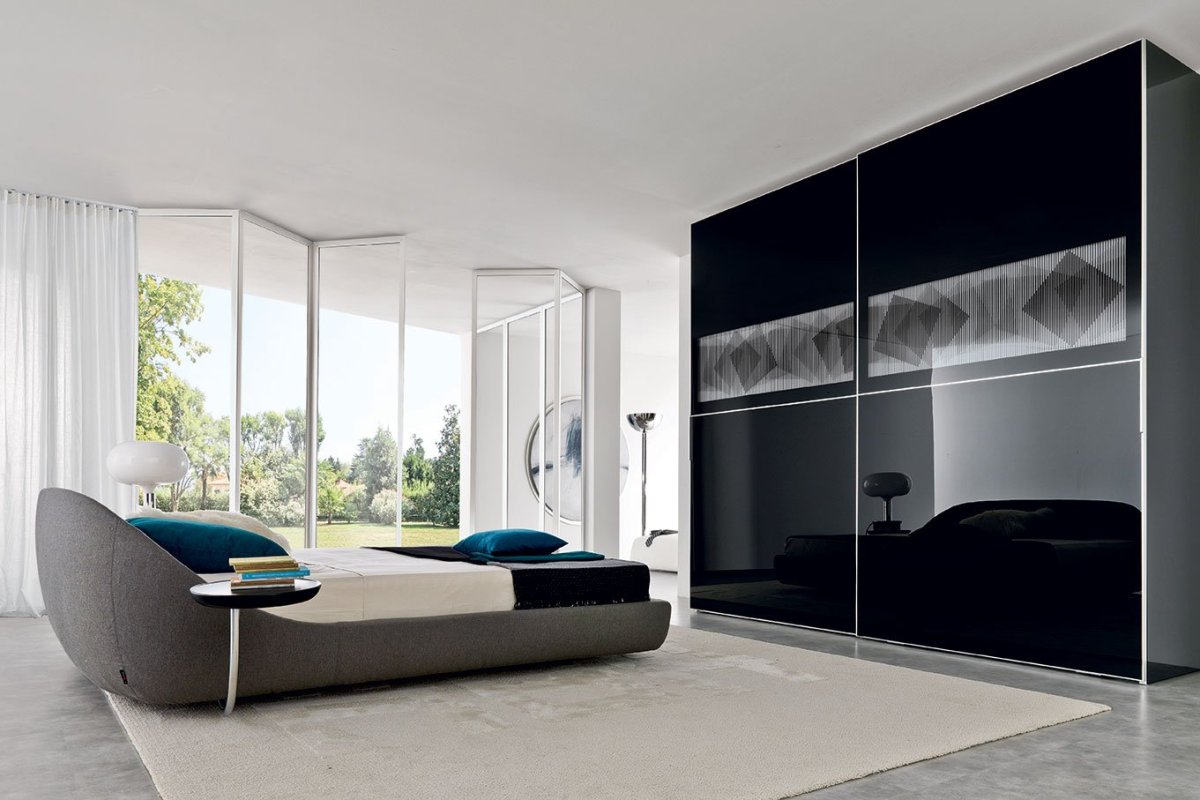 Шкаф купе в современном стиле