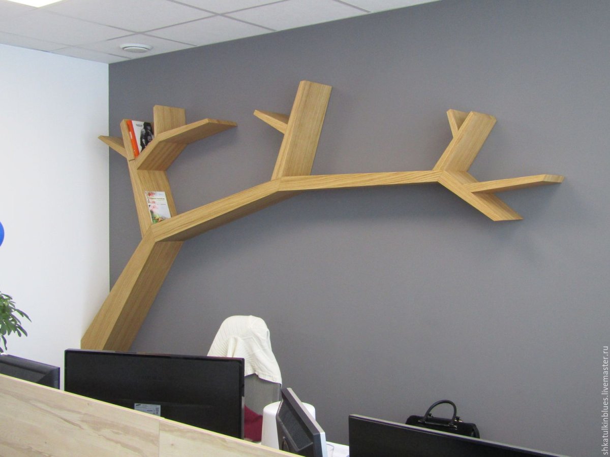 Книжная полка дерево