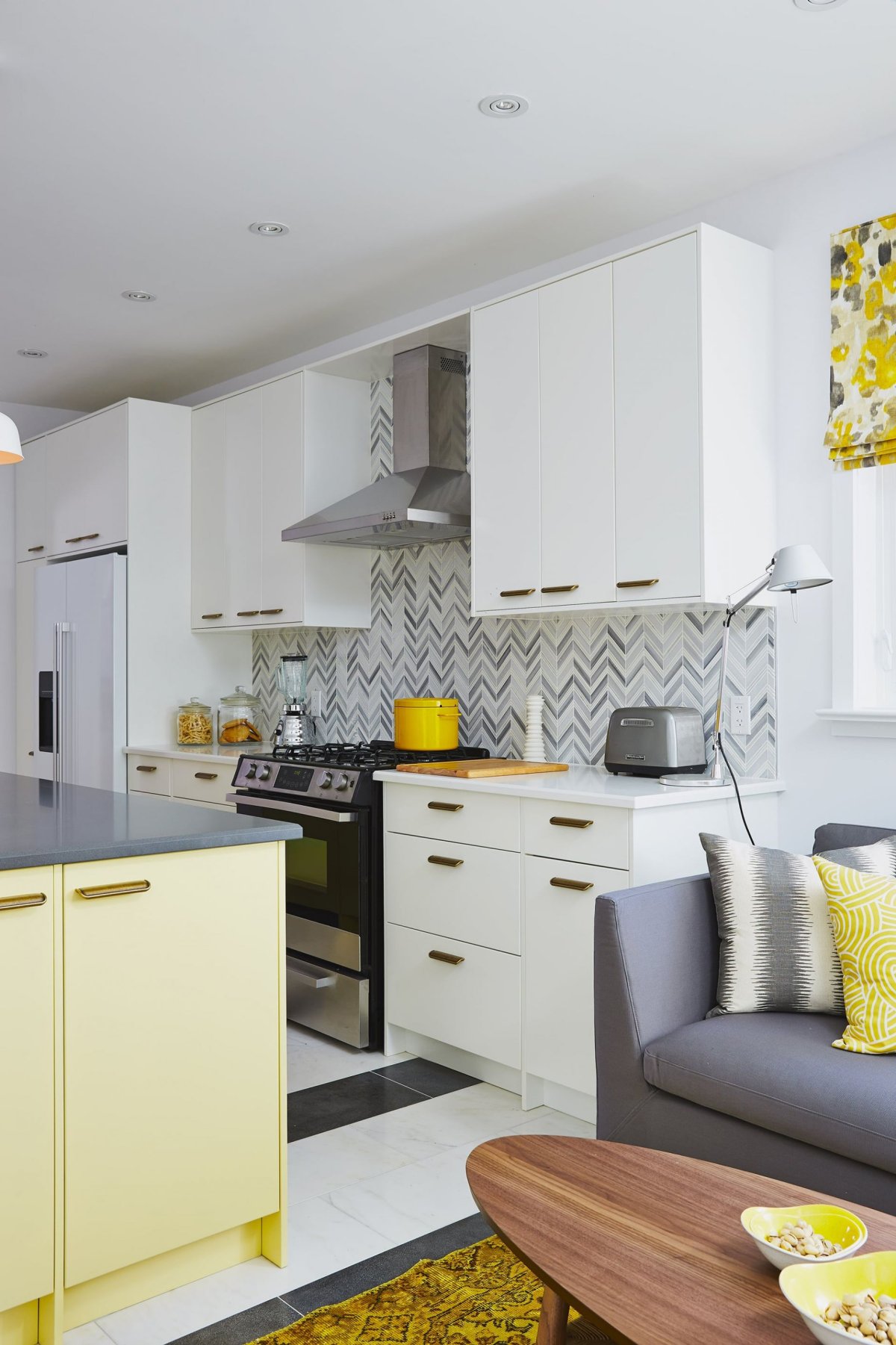 Сара Ричардсон белая кухня