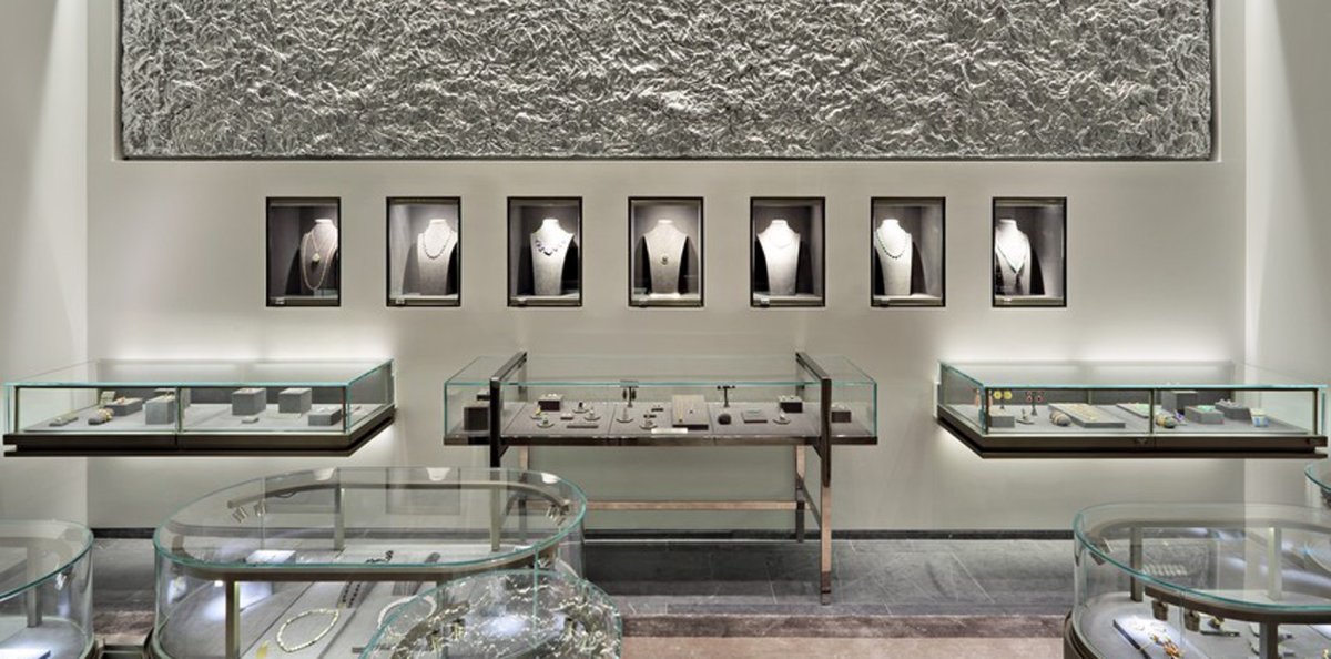 Интерьер ювелирного магазина