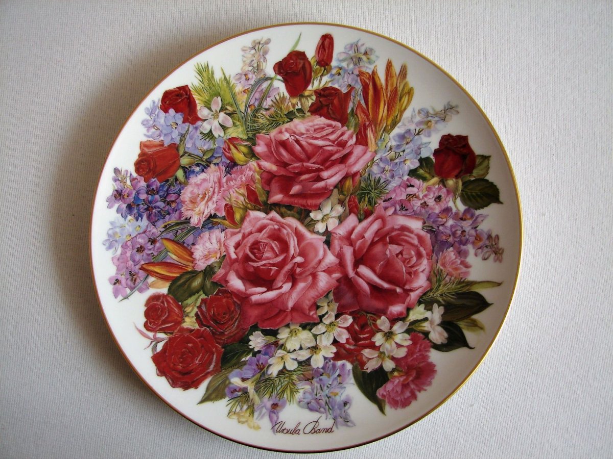 Декоративные тарелки на стену