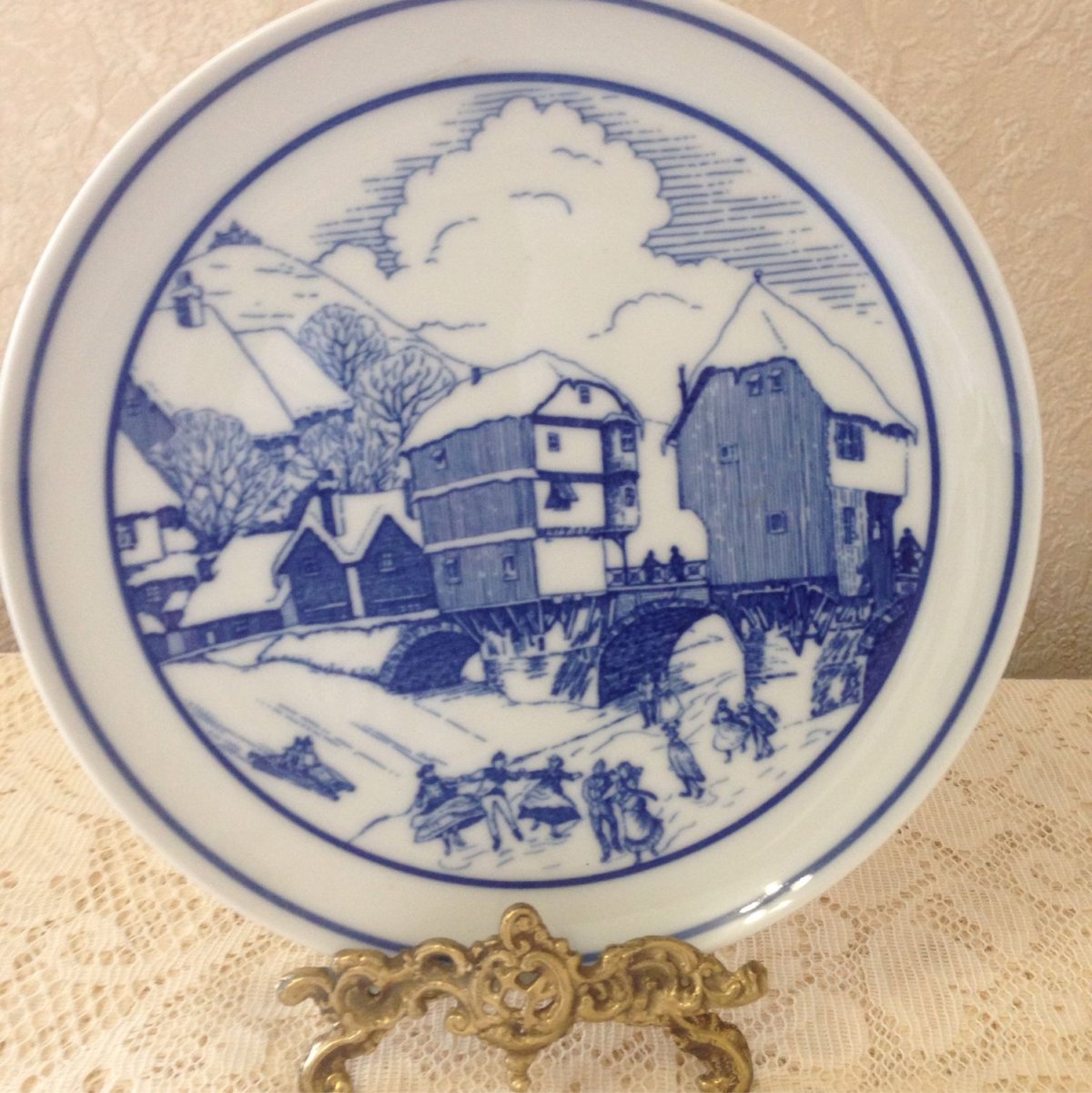 Даминова Флера роспись посуды