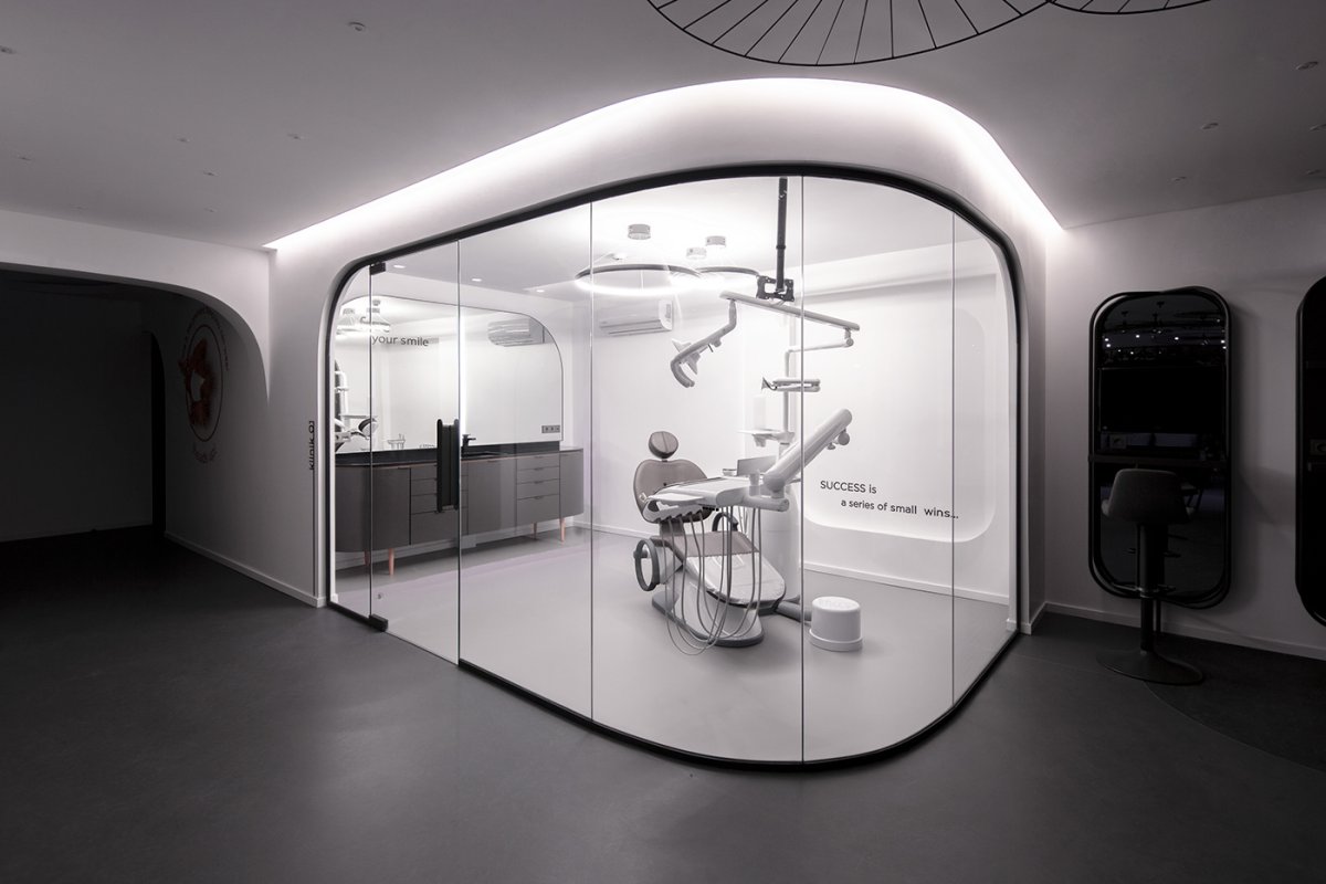 Интерьер регистратуры поликлиники