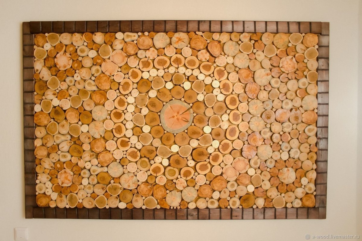 Панно на спиле дерева