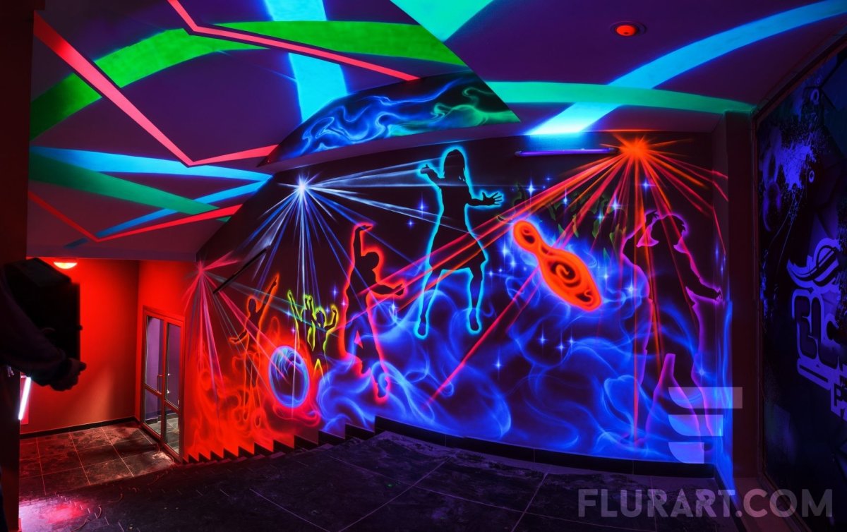 Неоновые краски в интерьере