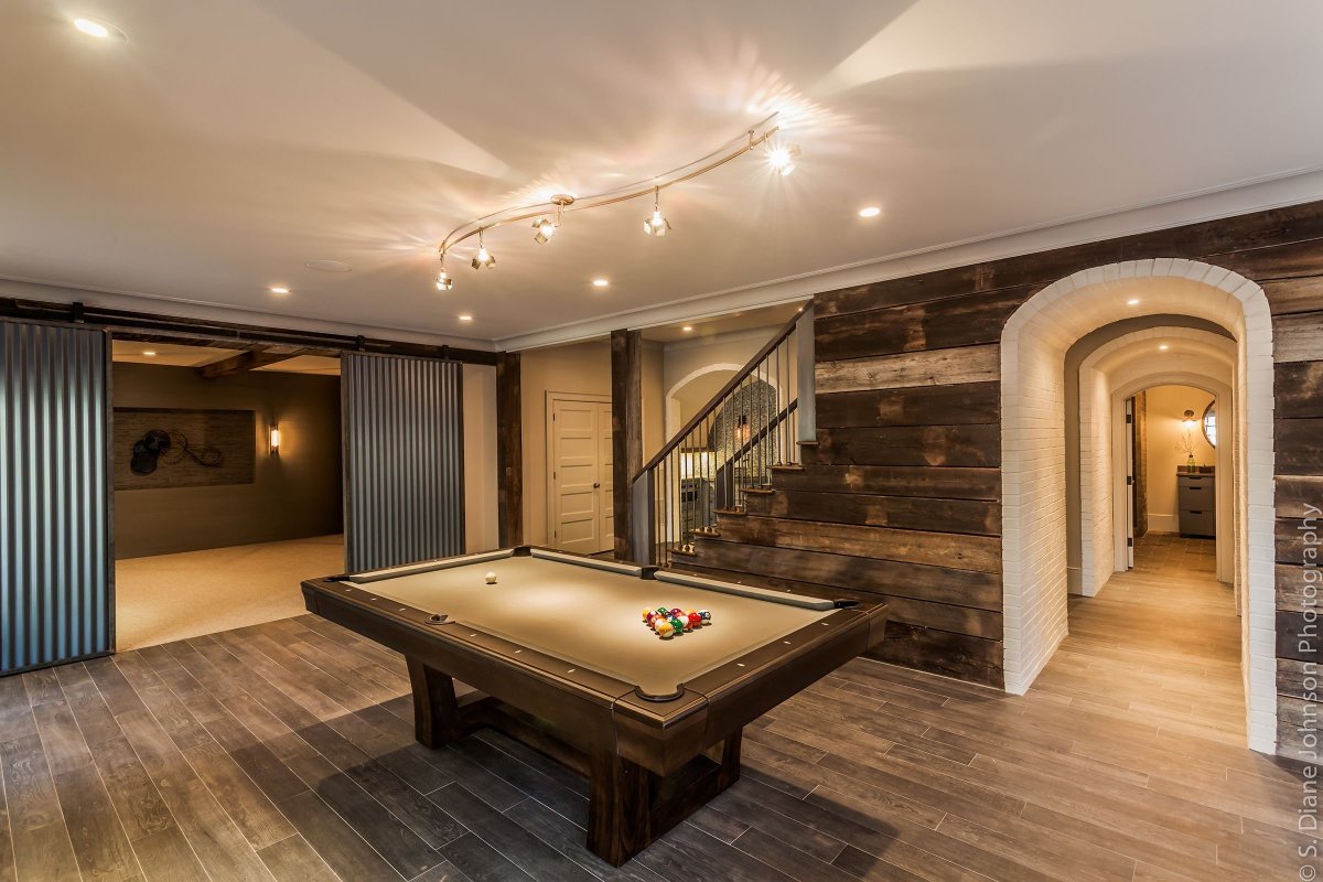 Погреб в загородном доме