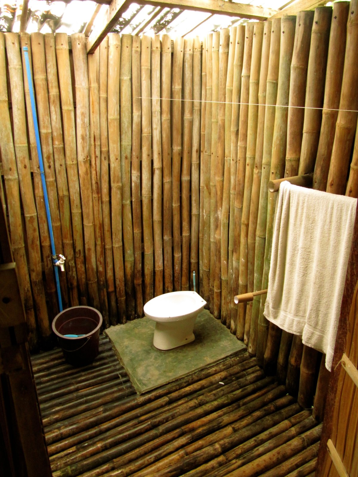 Комната в стиле бунгало