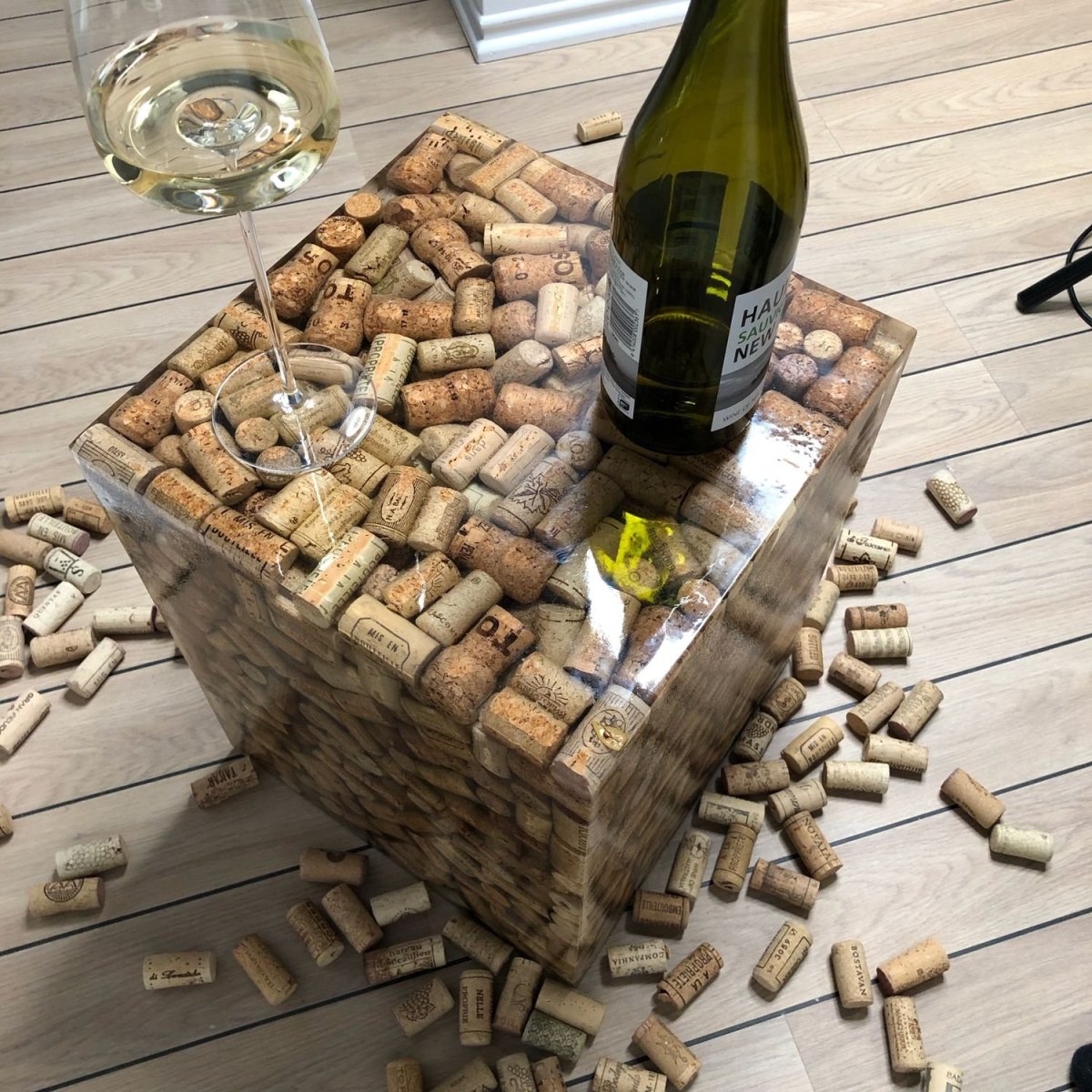 Панно из пробок от вина