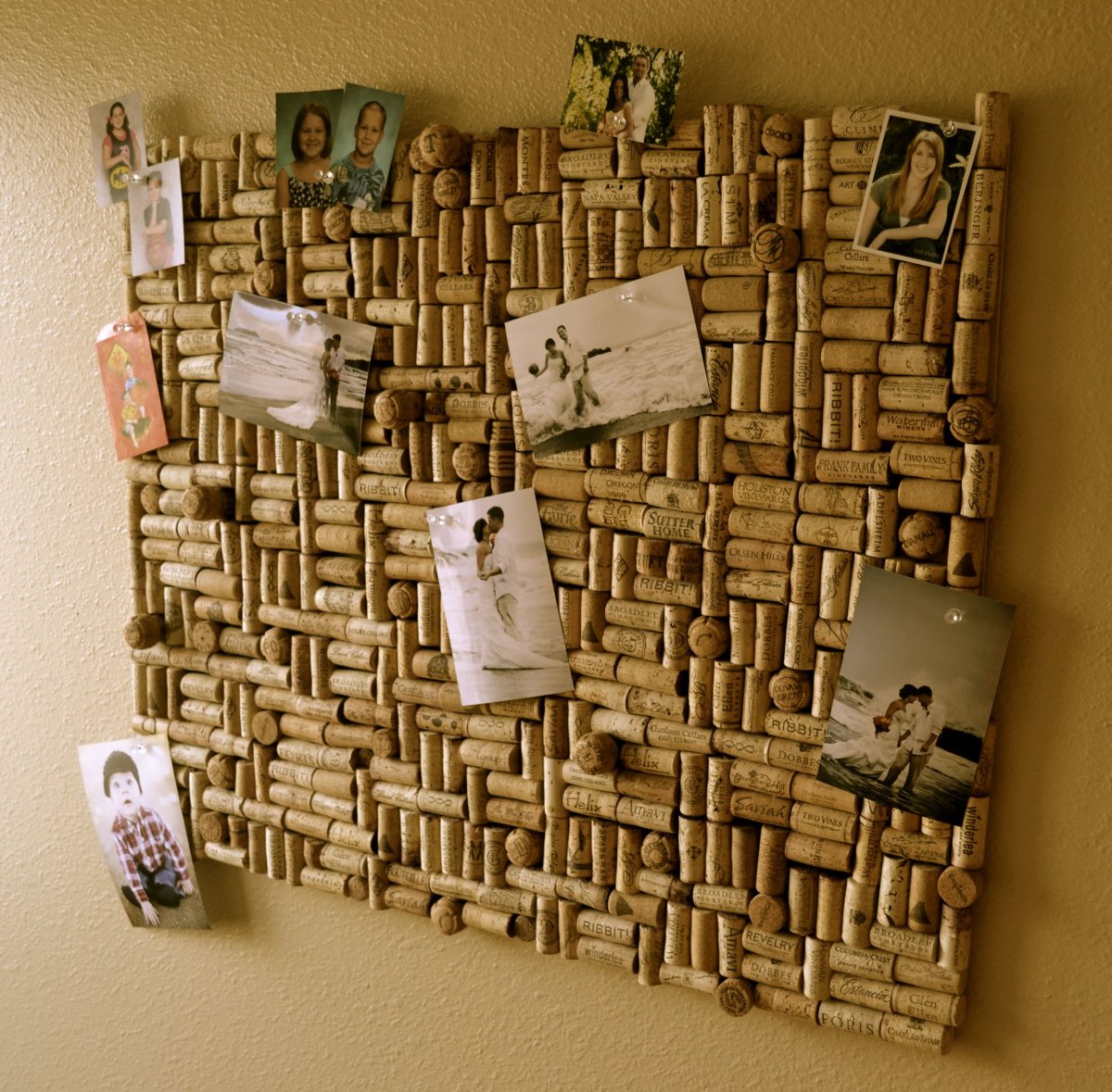 Декор из винных пробок