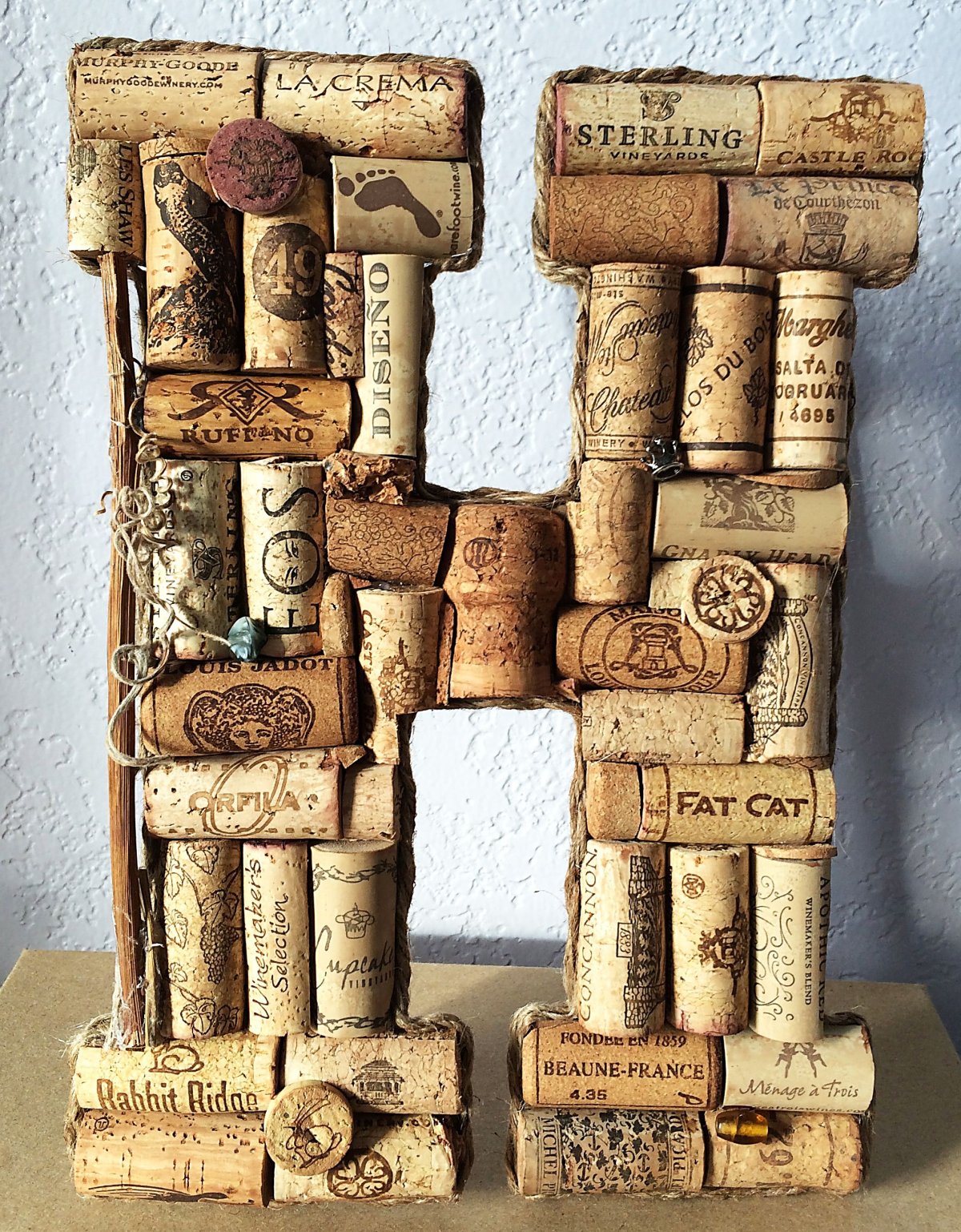 Подарок из пробок винных