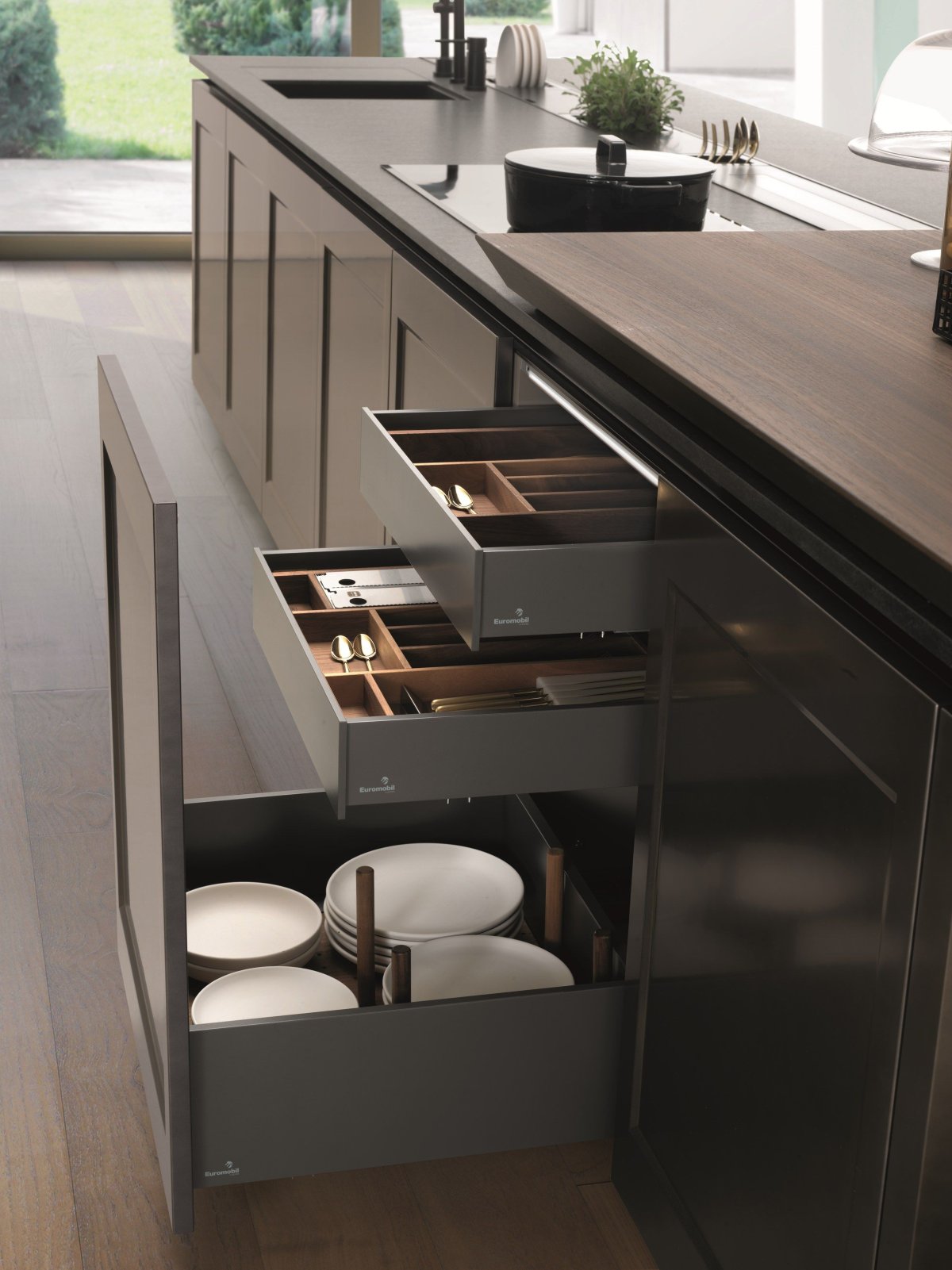 Кухни Poliform наполнение