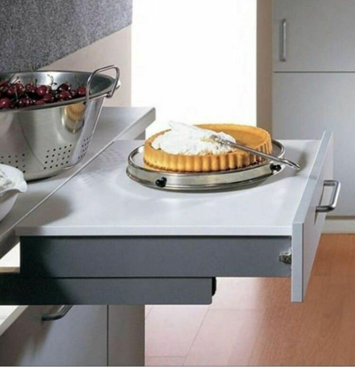 Kessebohmer разделочная доска выдвижная