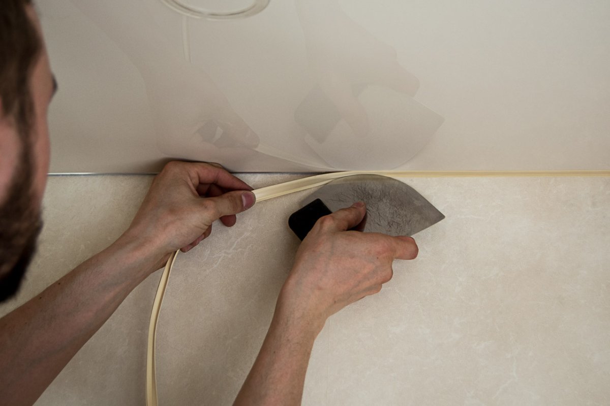 Ковровый плинтус LP 50