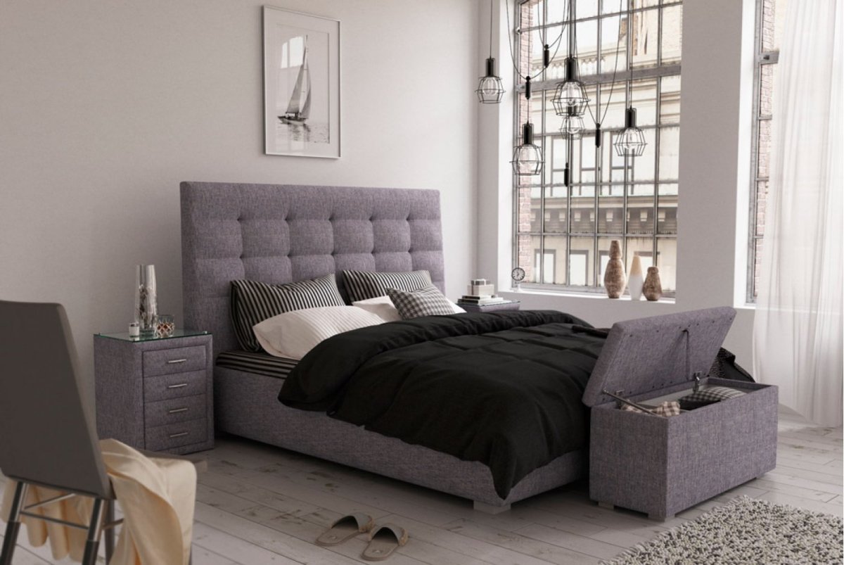 Серые шторы в спальне