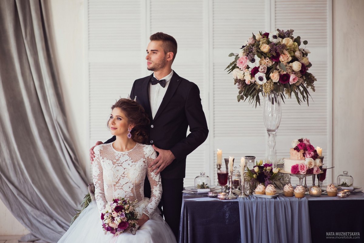 Фотосессия молодоженов в студии