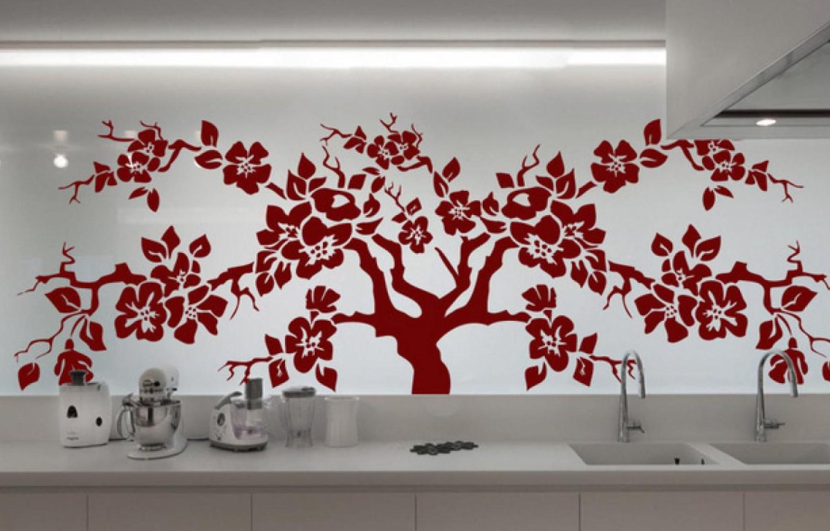 Декор стены на кухне