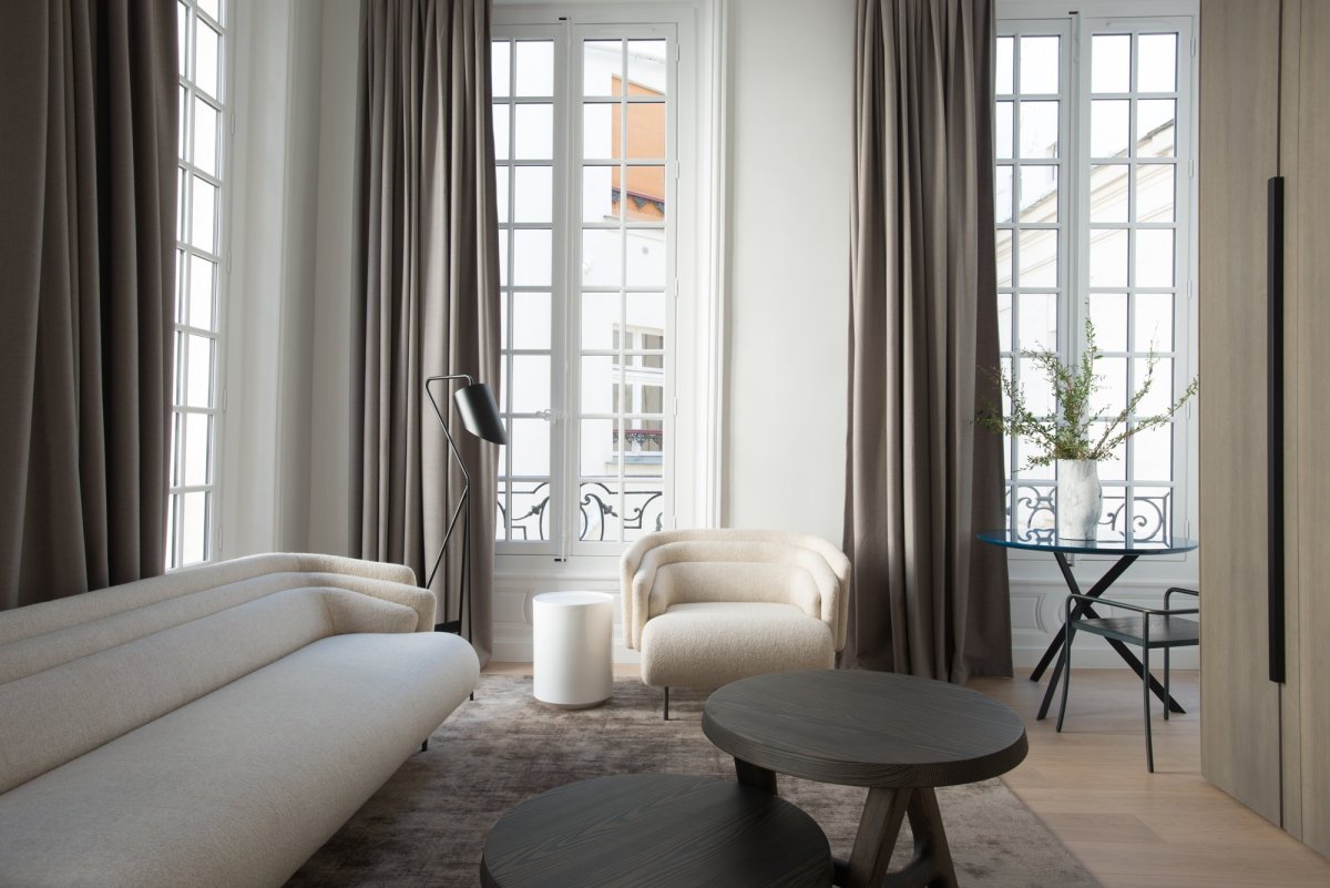 Шторы в бежево-розовых тонах