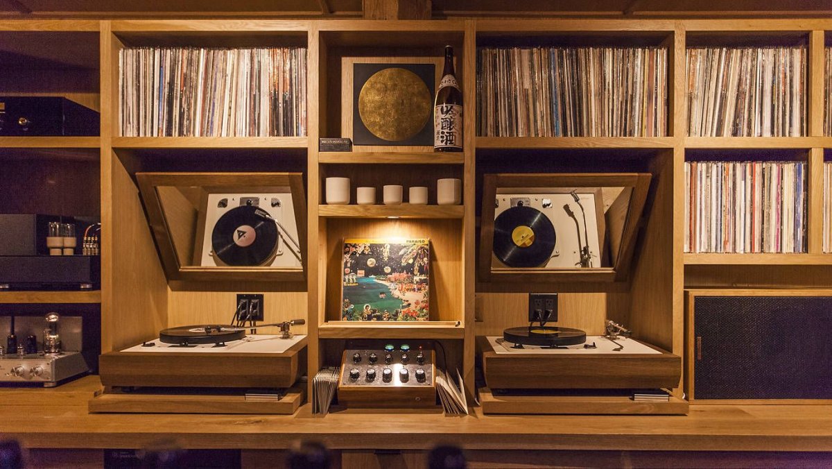 Панно из пластинок