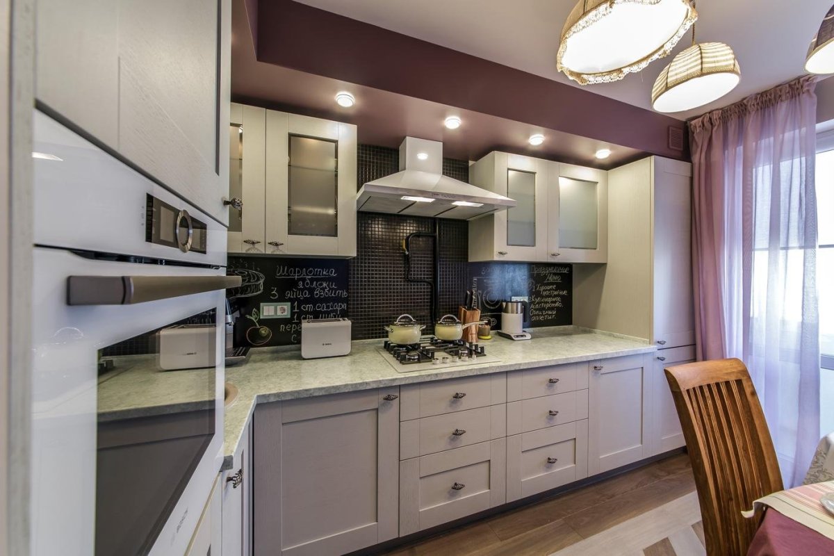 Точечные светильники на кухне