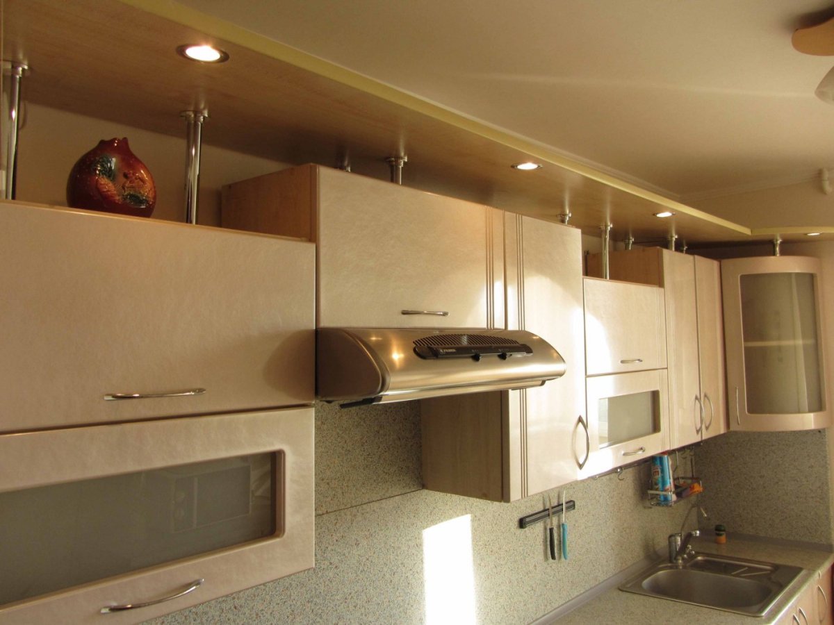 Вытяжка из гипсокартона для кухни