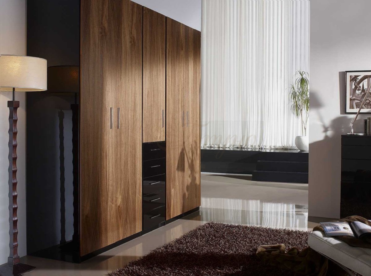 Современные шкафы коричневые