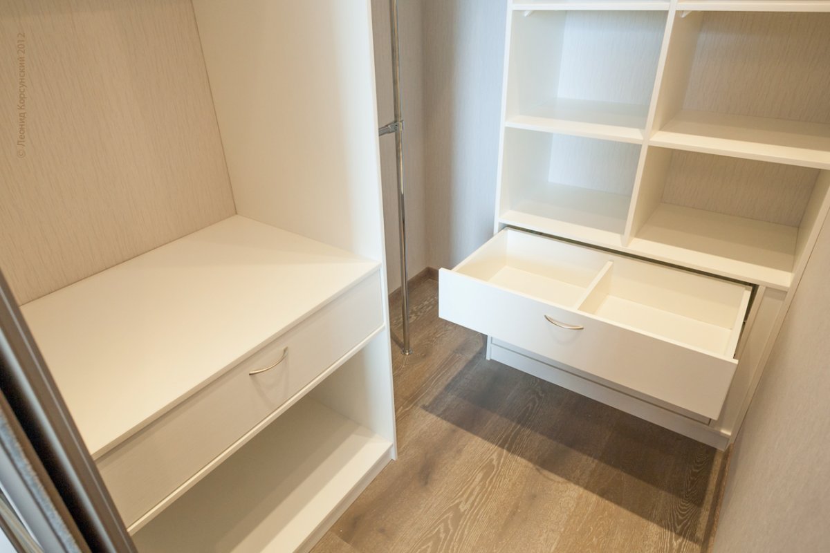 Цокольная коробка шкафа