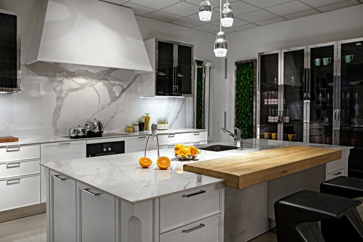 8055/SL Brazilian Marble