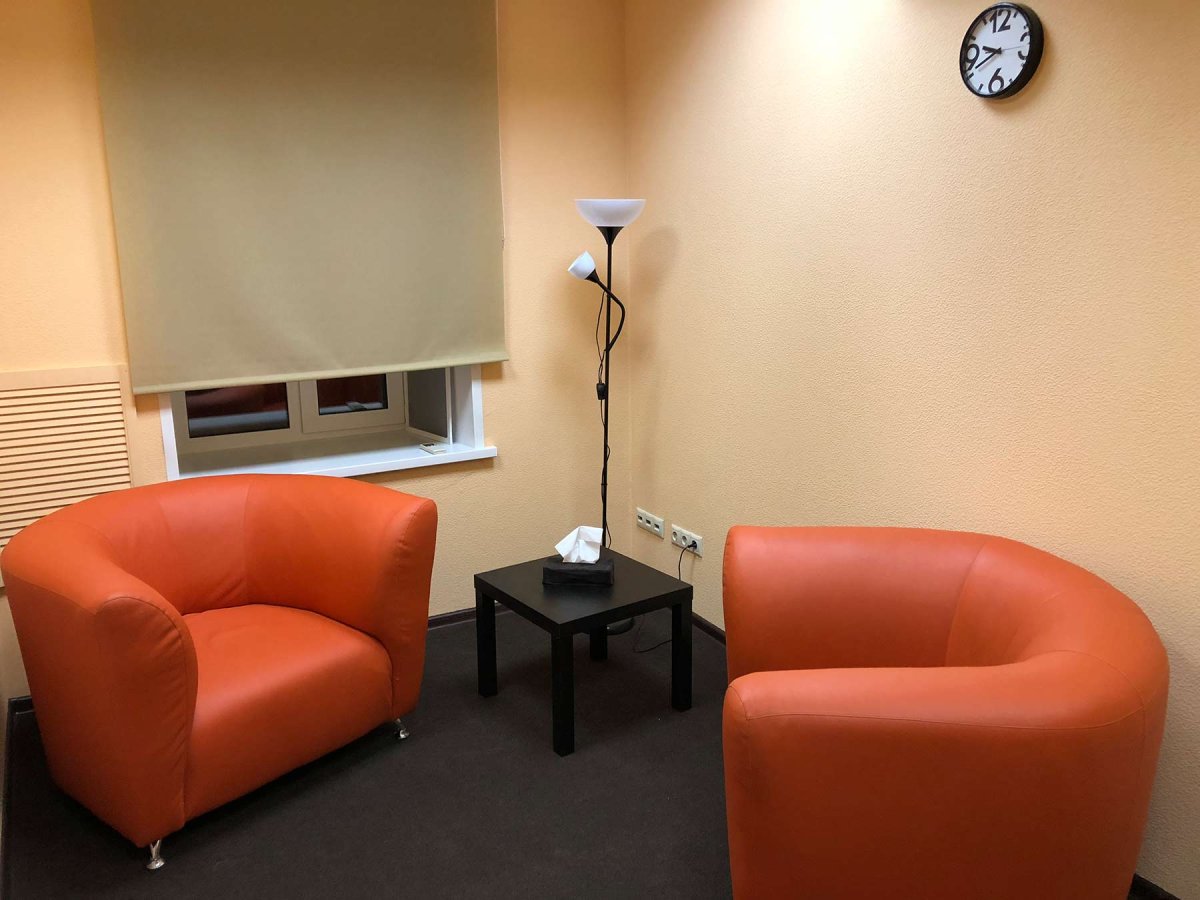 Интерьер кабинета психолога частного