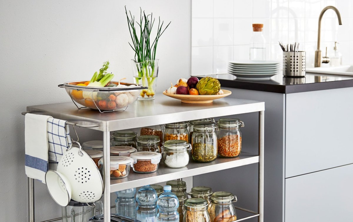 Металлические полки для кухни