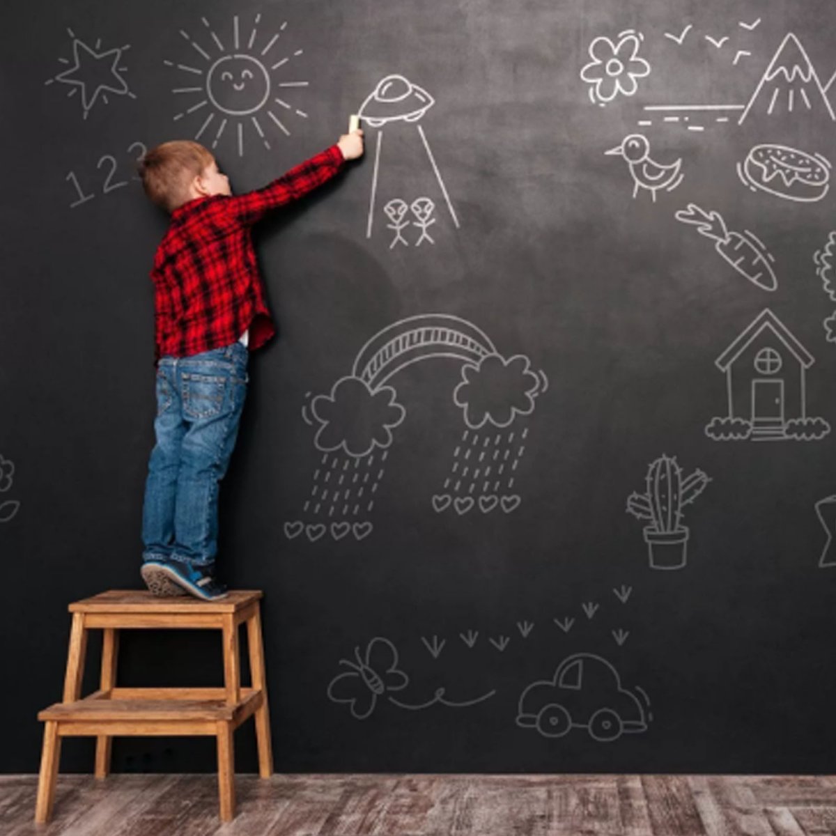 Черная доска для рисования мелом