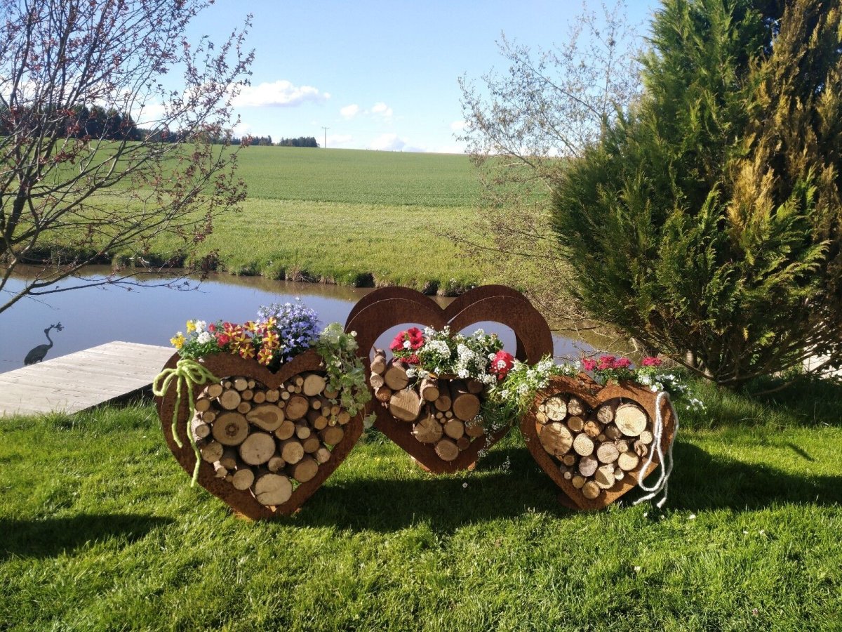 Декор для сада из дров