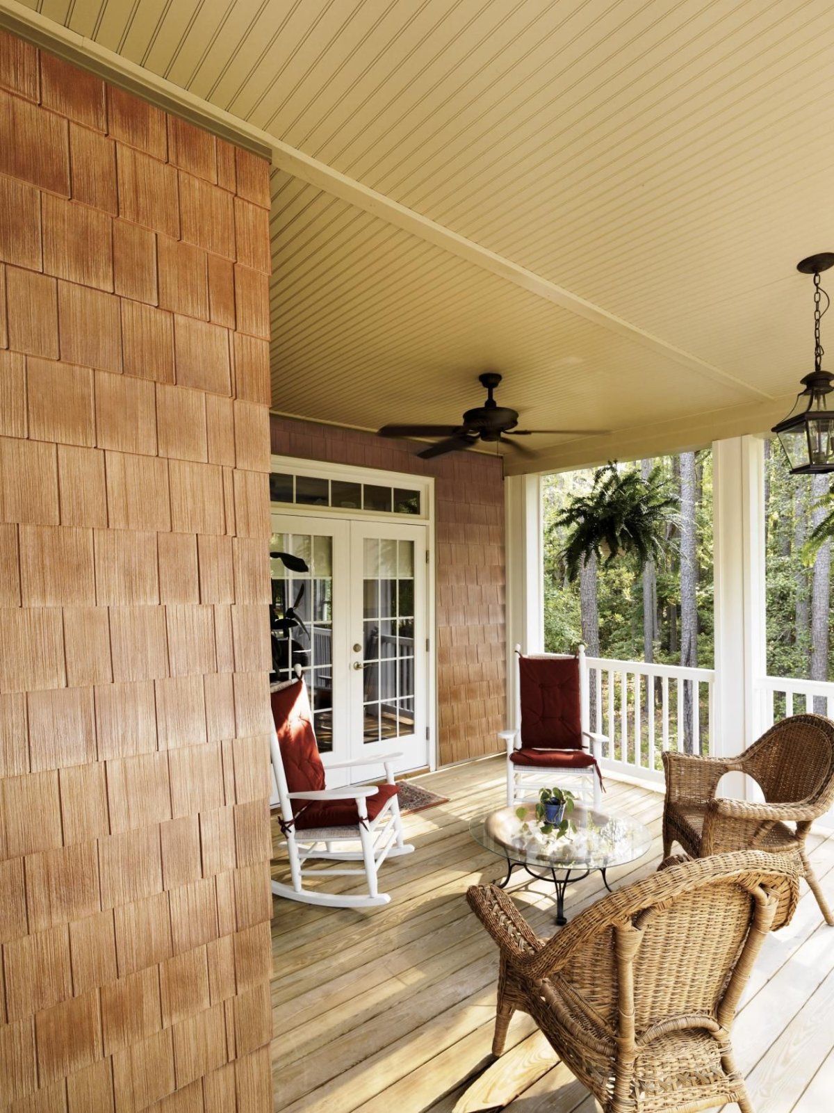 Отделка стен нестандартными материалами