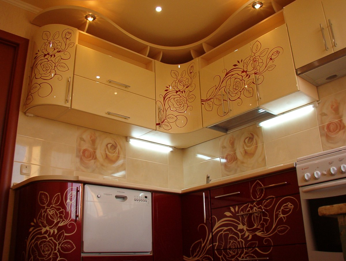Узоры на кухонном гарнитуре